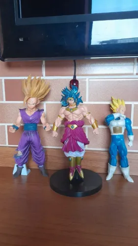 GOHAN SSJ2, BROLLY E VEGETA