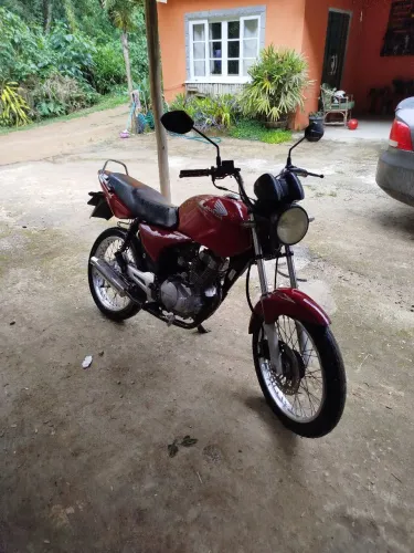 Vendo ou troco 150 esd 