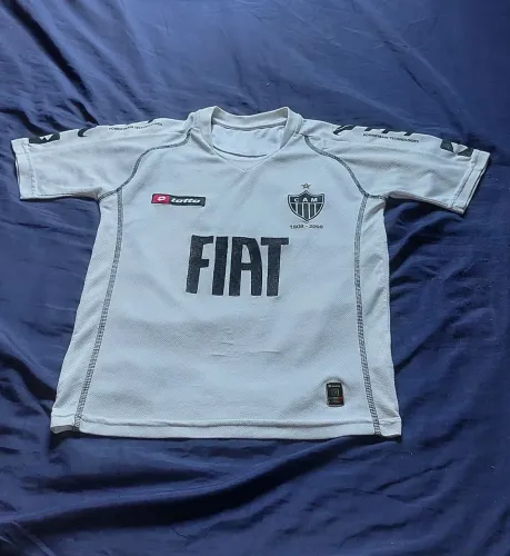 Camisa de Time Atlético Mineiro Lotto (tamanho 12 anos.)