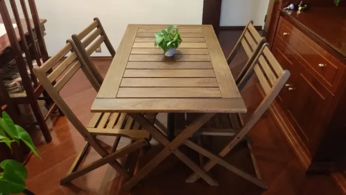 Conjunto Mesa e Cadeiras De Madeira Maciça Para Área Externa Dobrável