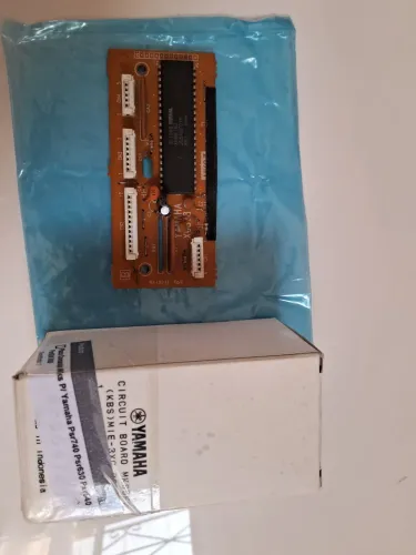 Ci de teclas Yamaha original em perfeito esta psr 540,550( envio pela olx)