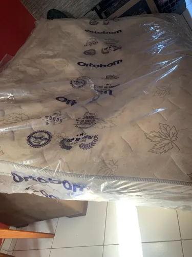 Colchão e fogão 4 bocas 