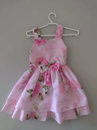Vestido infantil tamanho de 1 a 2 anos