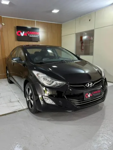 Hyundai Elantra GLS 2.0 16V Flex Aut. 2014