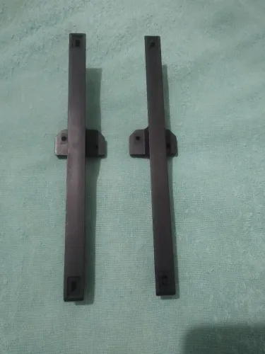 Suporte pezinho para tv , ótimo estado 