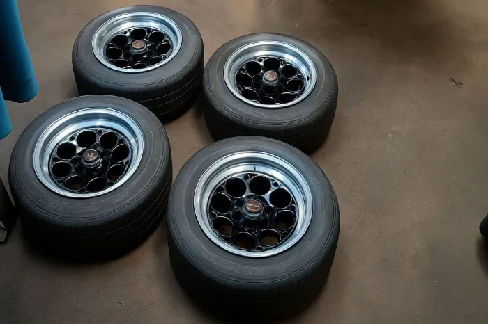 Rodas KR Weld Aro 15 Tala 8" 4x100 Arrancada 