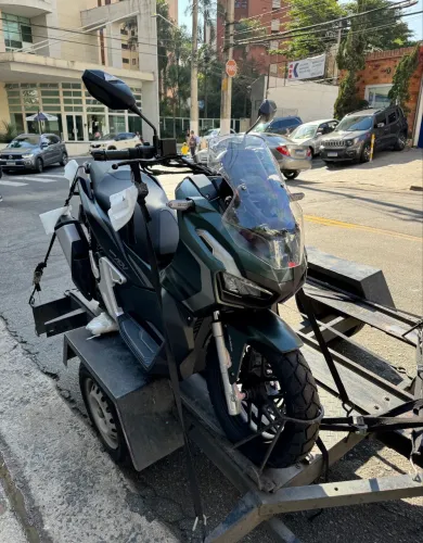 Honda ADV 150 - Único Dono, menos de 900 km rodados! Novíssima!