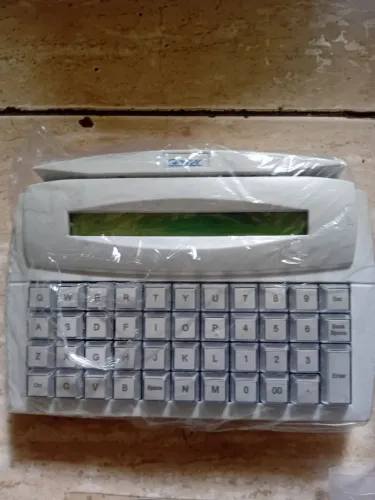 Teclado com display