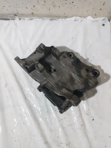 Suporte motor alternador Peugeot 206 1.4