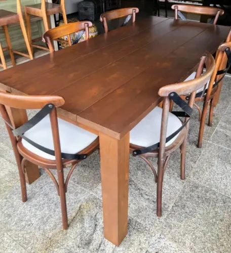 Mesa Gourmet em madeira Sierra de 6 lugares 