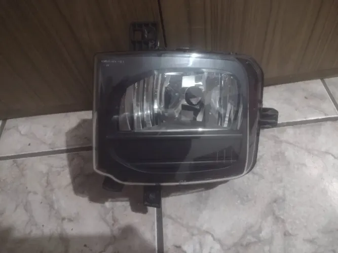 farol de milha do Volkswagen T-Cross 21/23