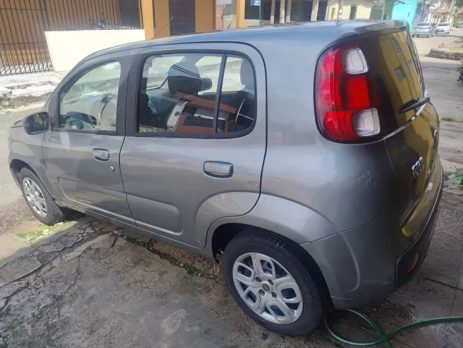 Fiat Uno Vivace Celeb. 1.0 EVO F.flex 8V 5P 2014