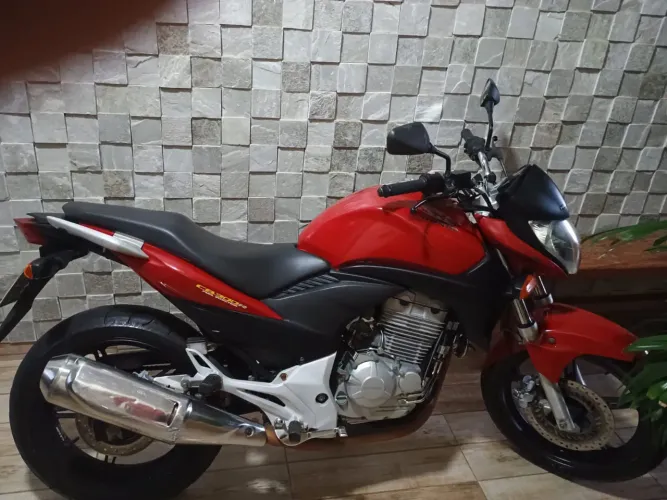 Cb 300 R 