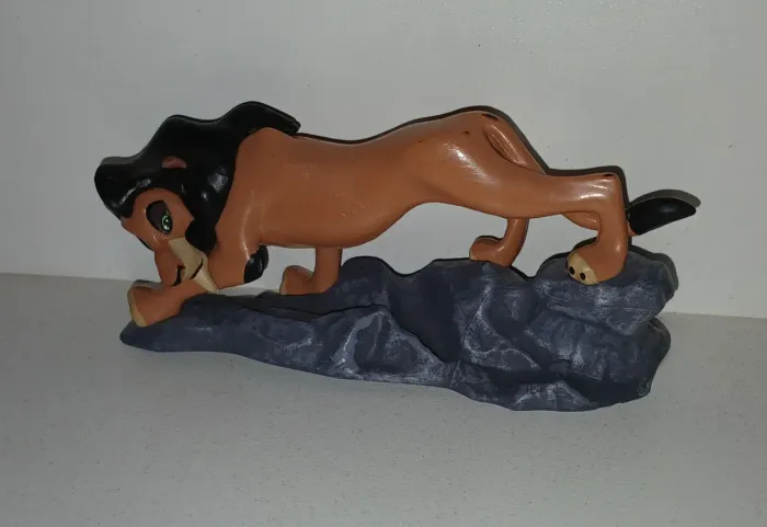 BONECO REI LEÃO SCAR VILÃO DISNEY