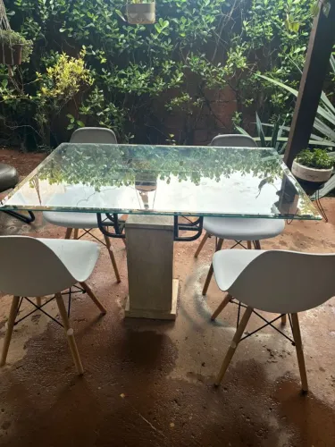 mesa de vidro para 4 lugares 
