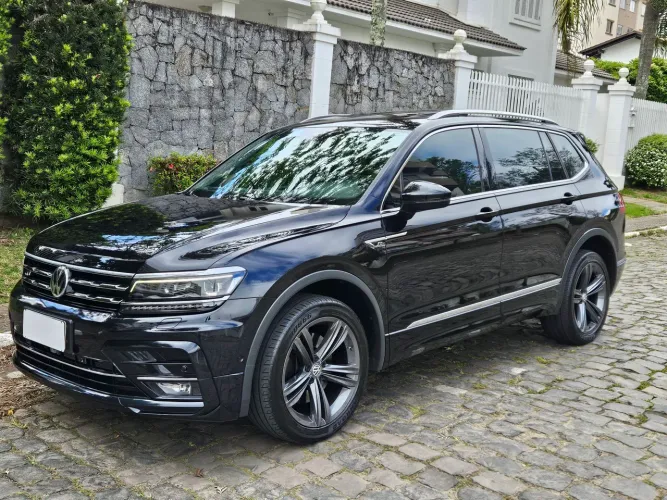 Tiguan R-line 2.0 Turbo Aut 2020 (Teto solar Panorâmico)