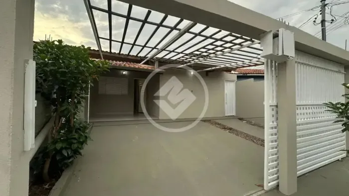 Casa no Condomínio Recanto dos Pássaros codigo: 159508