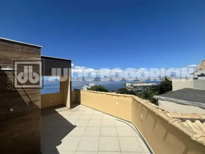 Casa de rua : / Residencial / Jardim Guanabara