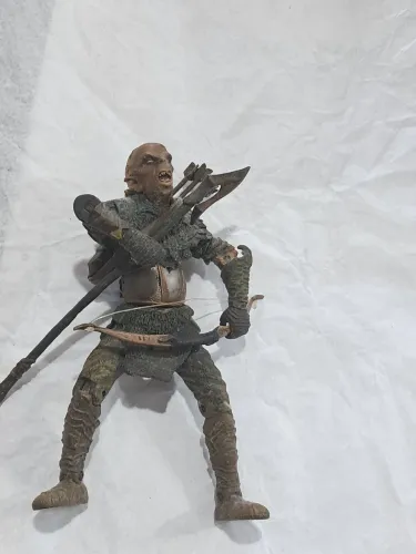 Boneco orc warrior senhor dos anéis figure toy biz lord ring