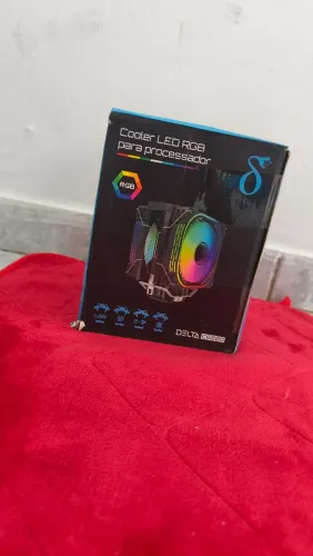 Vendo Cooler DELTA C6220 RGB