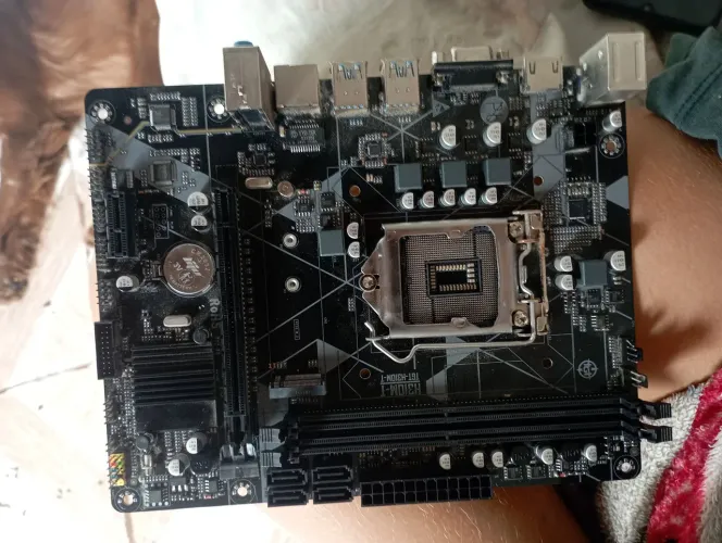 vende se placa mãe com defeito para reparo 