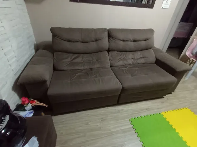 Vendo sofá cama 4 lugares