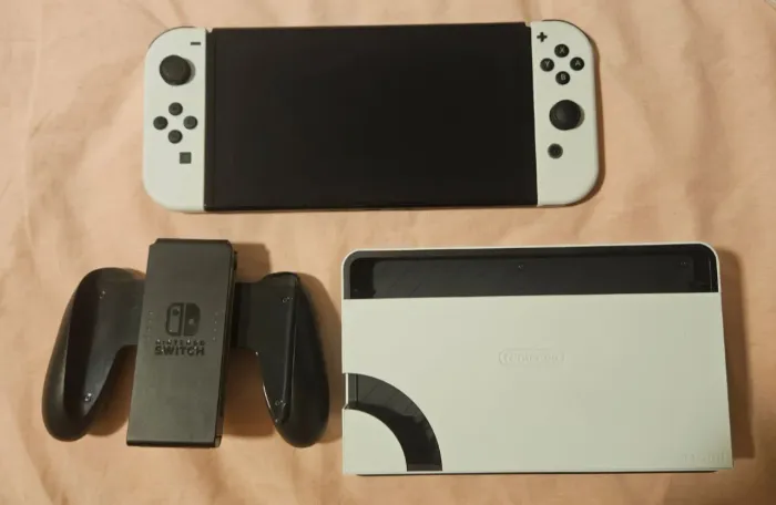 Nintendo Switch OLED | Seminovo | Excelente estado