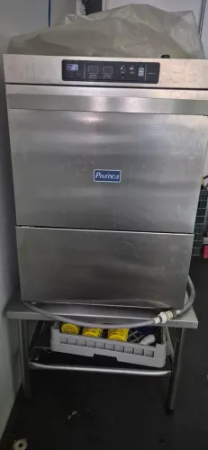 Máquina de lavar louças industrial