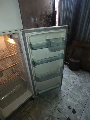 Geladeira e freezer