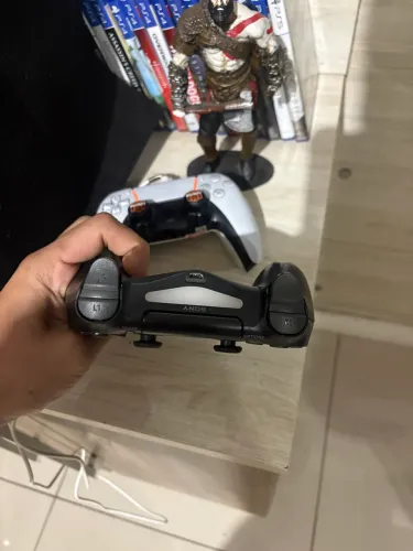 Manete PS4