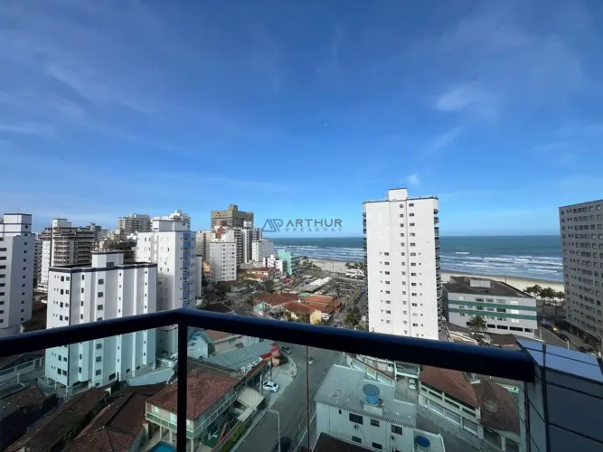 Cobertura à venda em Praia Grande com 2 dormitórios e piscina privativa