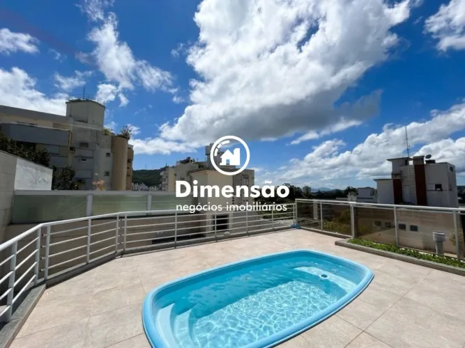 COBERTURA COM 4 QUARTOS E PISCINA NO CÓRREGO GRANDE - FLORIANÓPOLIS