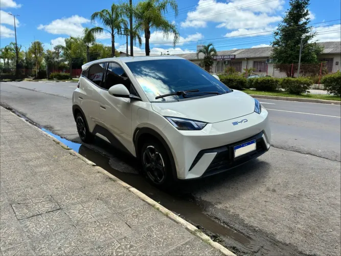 BYD Dolphin Mini (Elétrico) 2024