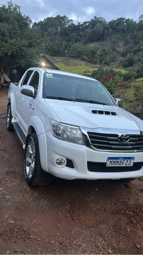 Toyota Hilux CD D4-d 4X4 3.0 TDI Dies. Mec. 2014