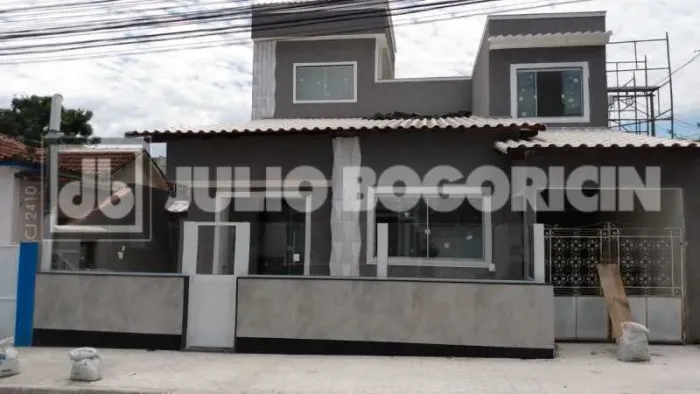 2 Casas pelo preço de 1, imóvel totalmente legalizado