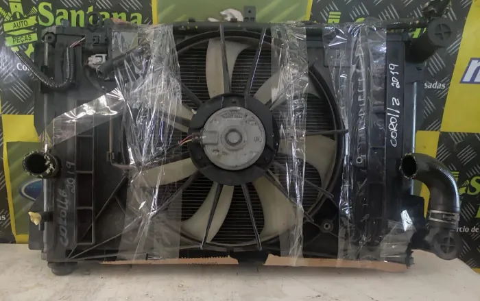 Kit radiador Corolla automático 2019