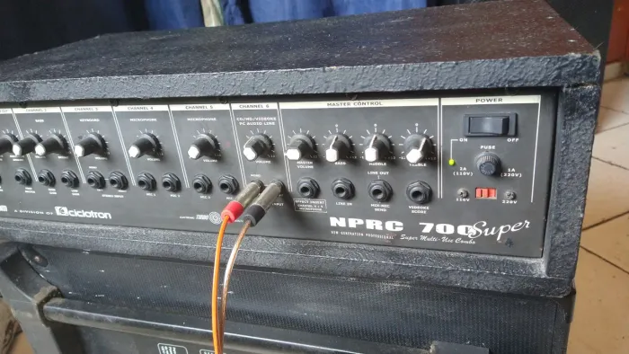 Amplificador Wattson 700 super tudo ok