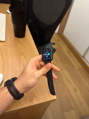 Apple Watch SE Séries 2 - 44mm