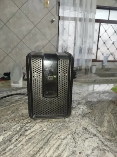 Estabilizador SMS Revolution Speedy 500VA Bivolt Automático 4 Tomadas