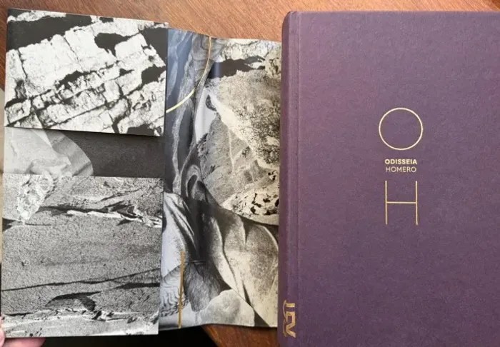 Livro odisseia cosac Naify acompanha pôster