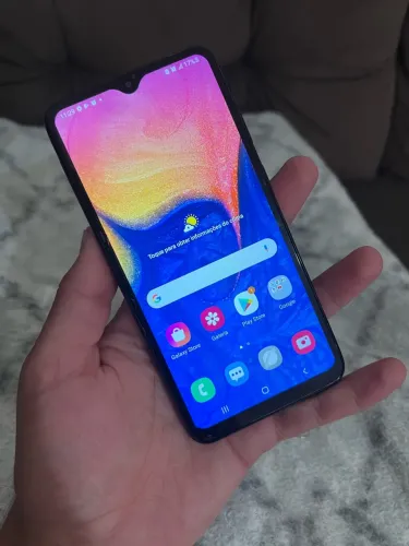 SAMSUNG A10