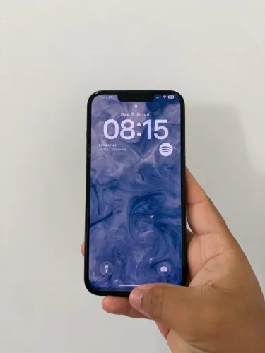 iPhone 13