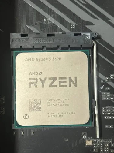 PROCESSADOR RYZEN 5 5600 NORMAL, PRIMEIRO DONO