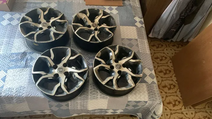 Roda em alumínio aro 14