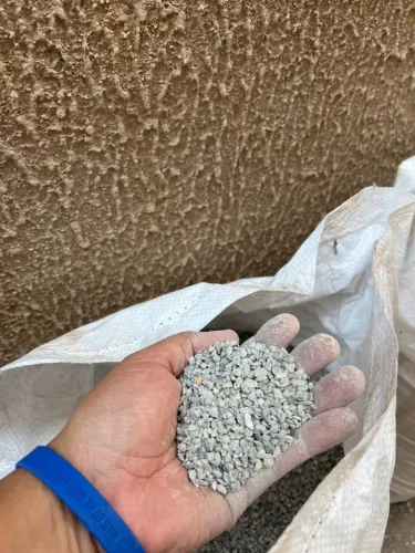 3 Sacos de Granilite / Pedra para Piso Fulgê - R$ 290