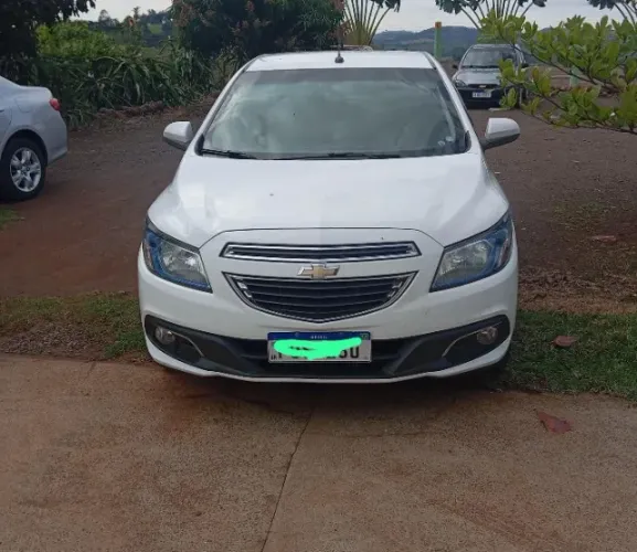 Chevrolet Onix Hatch LTZ 1.4 8V Flex Power Mec. 4P 2015