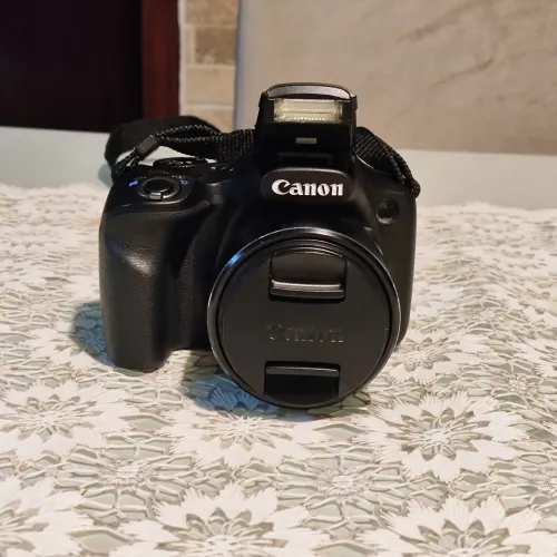 Câmera Canon SX520 HS