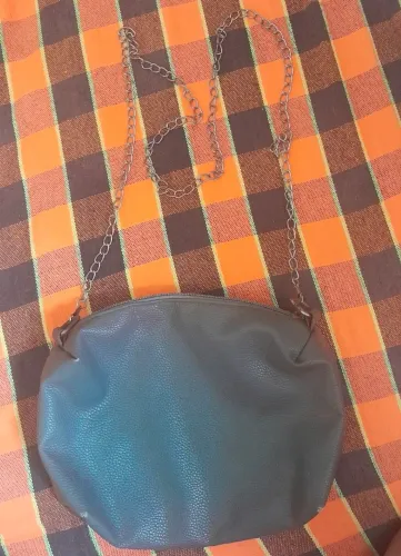 Bolsa couro com alça corrente leve desapego messejana Fortaleza ce 
