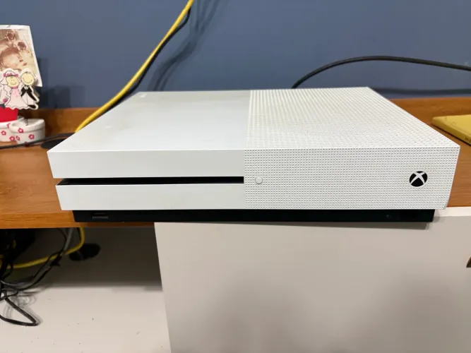 Xbox one s 1t