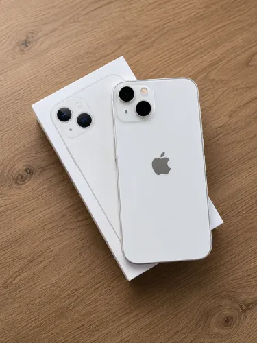 iPhone 13 branco 256gb com caixa